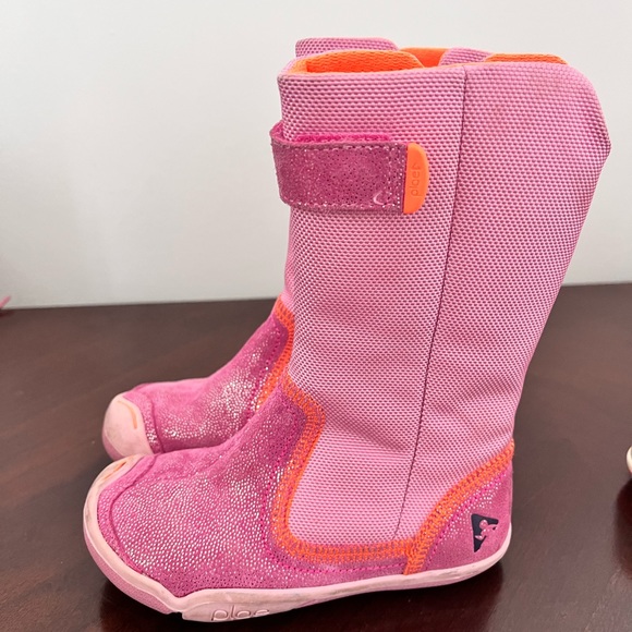 Plae boots pink almost new plenty life left - Picture 3 of 5
